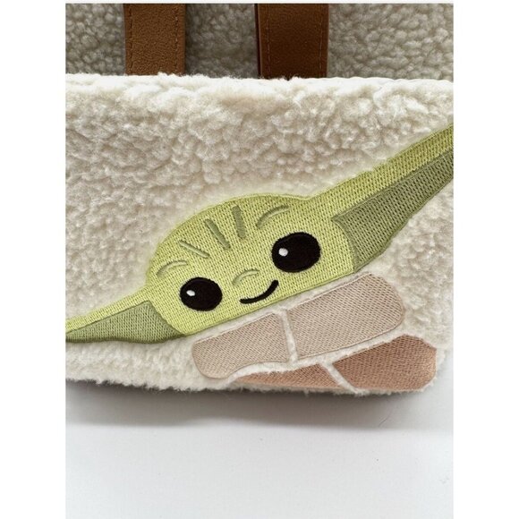 Disney Parks Loungefly Star Wars Baby Yoda Grogu Sherpa Fuzzy Backpack Rare - Picture 2 of 8